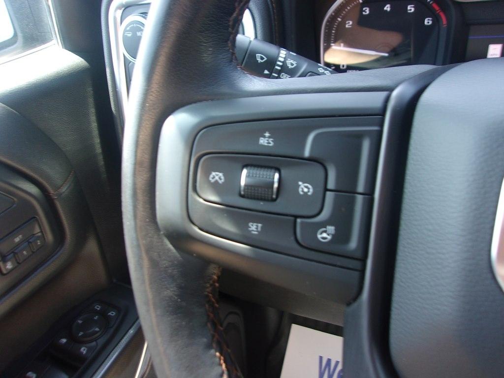 GMC Sierra 1500 Limited 4WD Crew Cab 147" AT4 2022