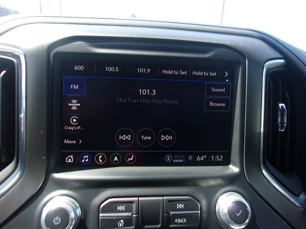 GMC Sierra 1500 Limited 4WD Crew Cab 147" AT4 2022