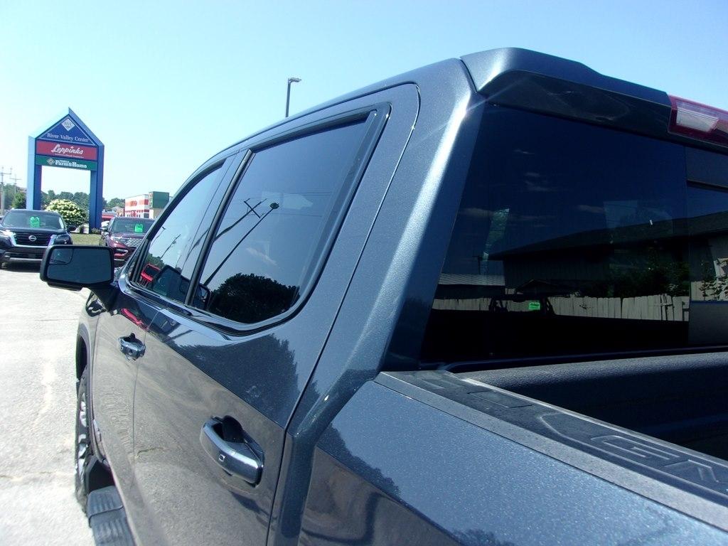 GMC Sierra 1500 Limited 4WD Crew Cab 147" AT4 2022