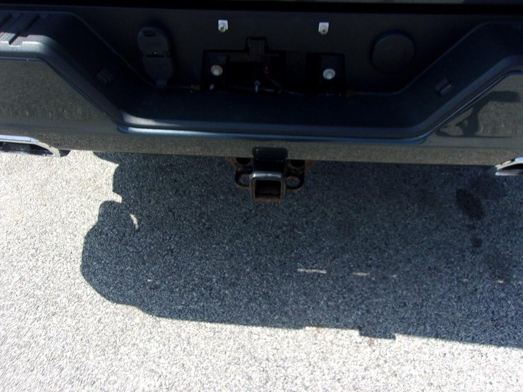 GMC Sierra 1500 Limited 4WD Crew Cab 147" AT4 2022