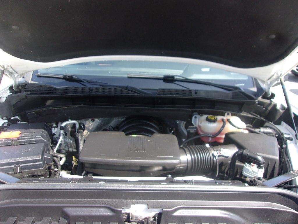 GMC Sierra 1500 4WD Crew Cab 147" AT4 2022