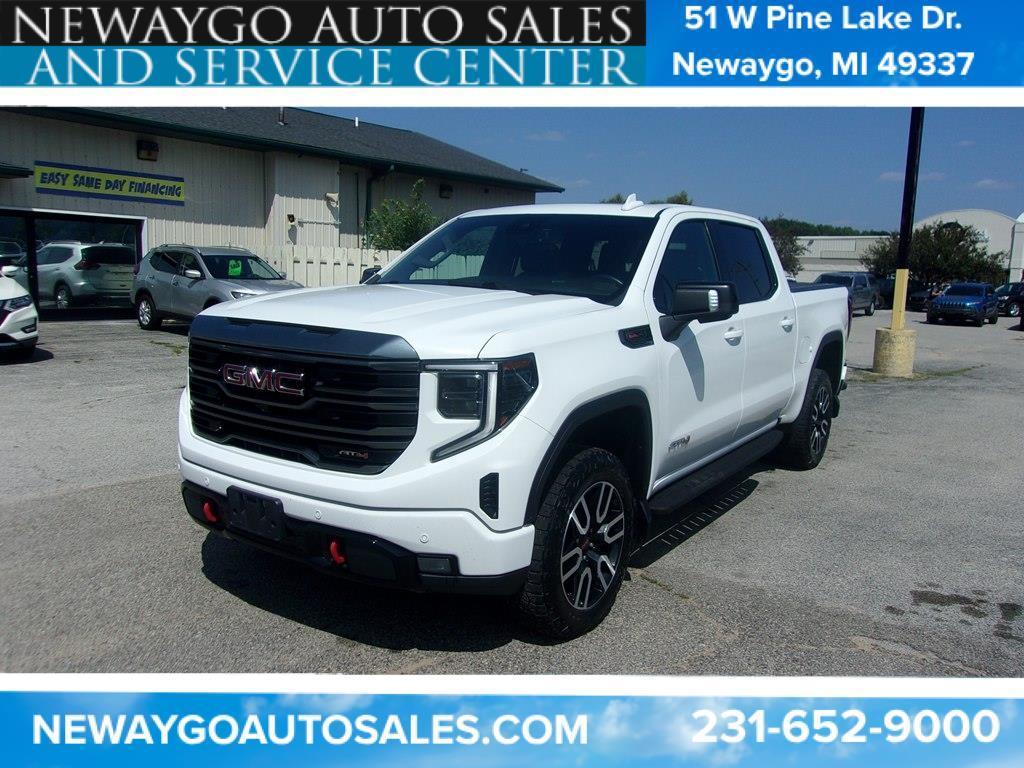 2022 GMC Sierra 1500 4WD Crew Cab 147" AT4