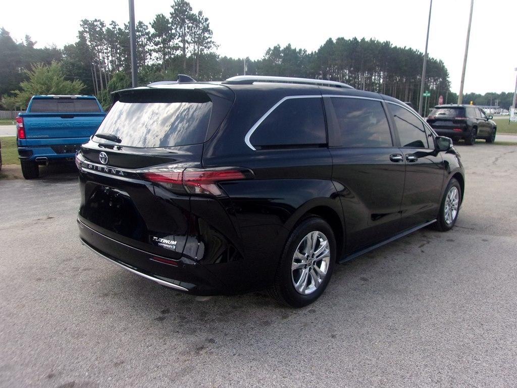 Toyota Sienna Platinum AWD 7-Passenger (Natl) 2024