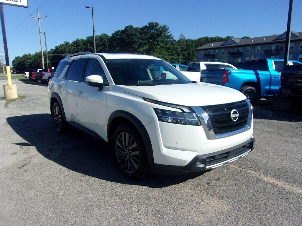 Nissan Pathfinder SL 4WD 2023