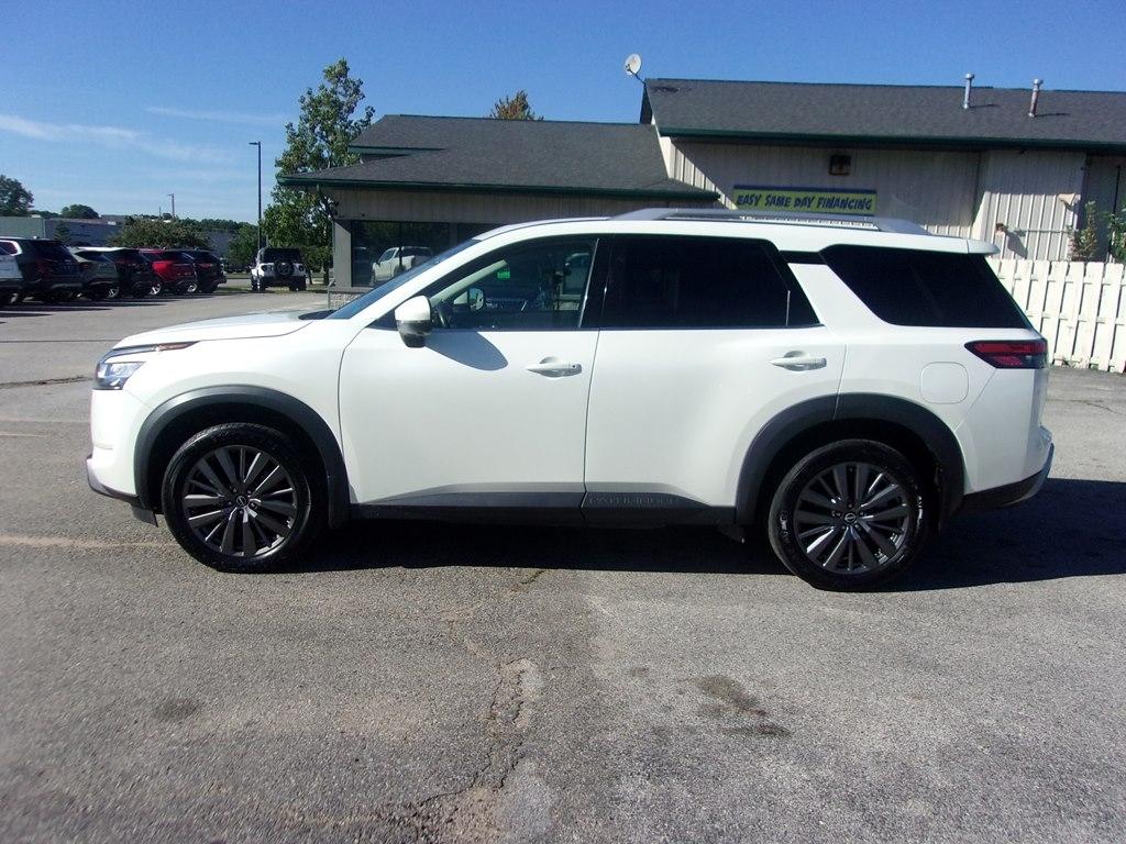 Nissan Pathfinder SL 4WD 2023