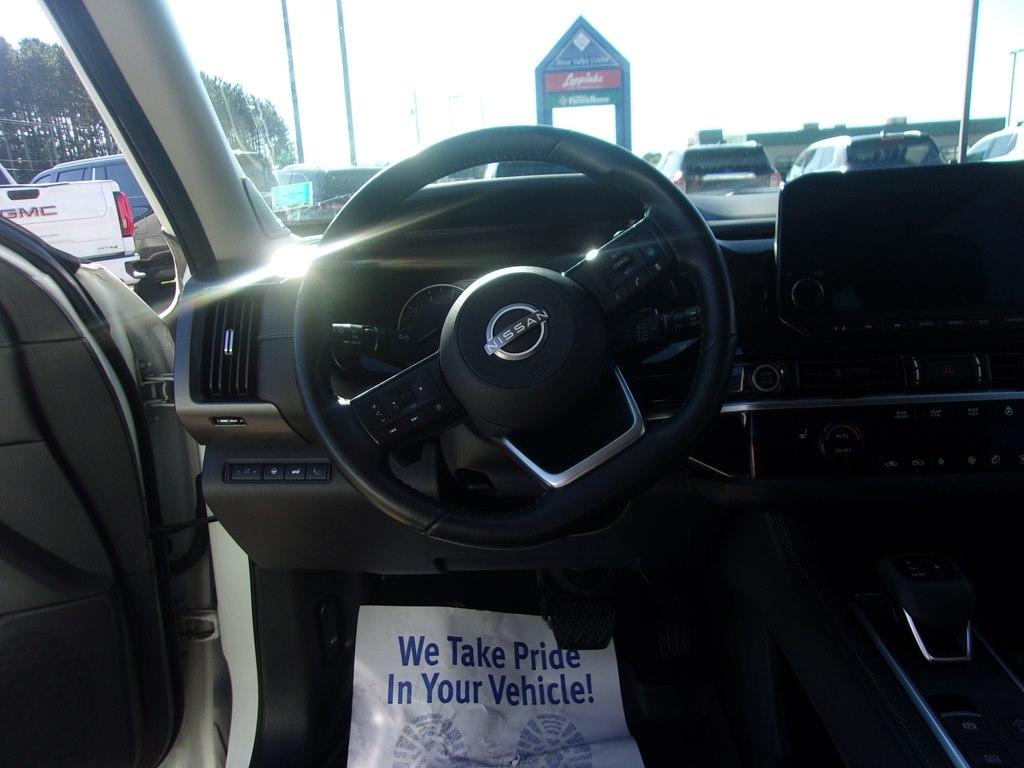 Nissan Pathfinder SL 4WD 2023