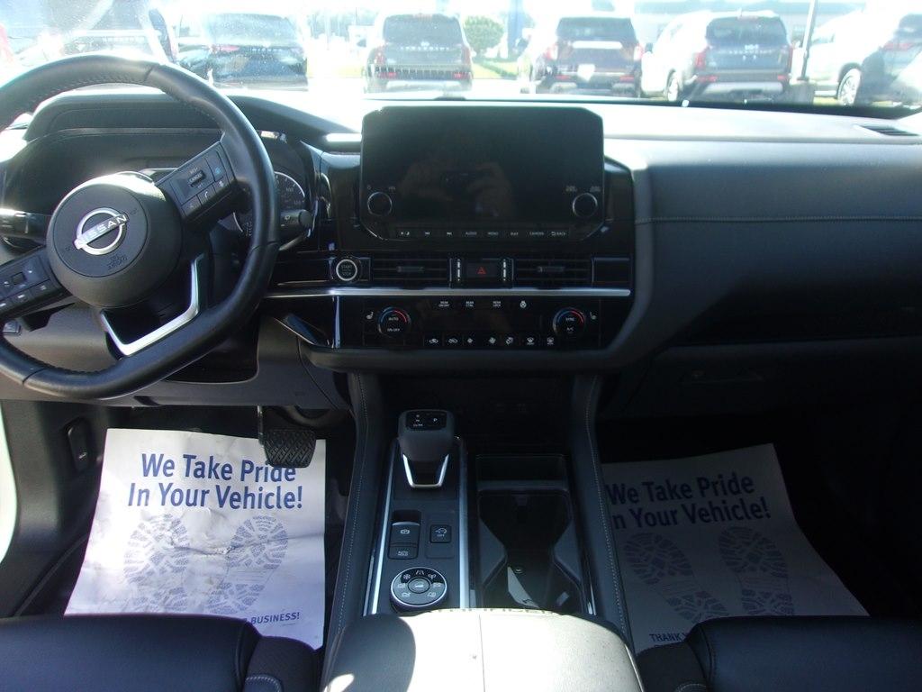 Nissan Pathfinder SL 4WD 2023