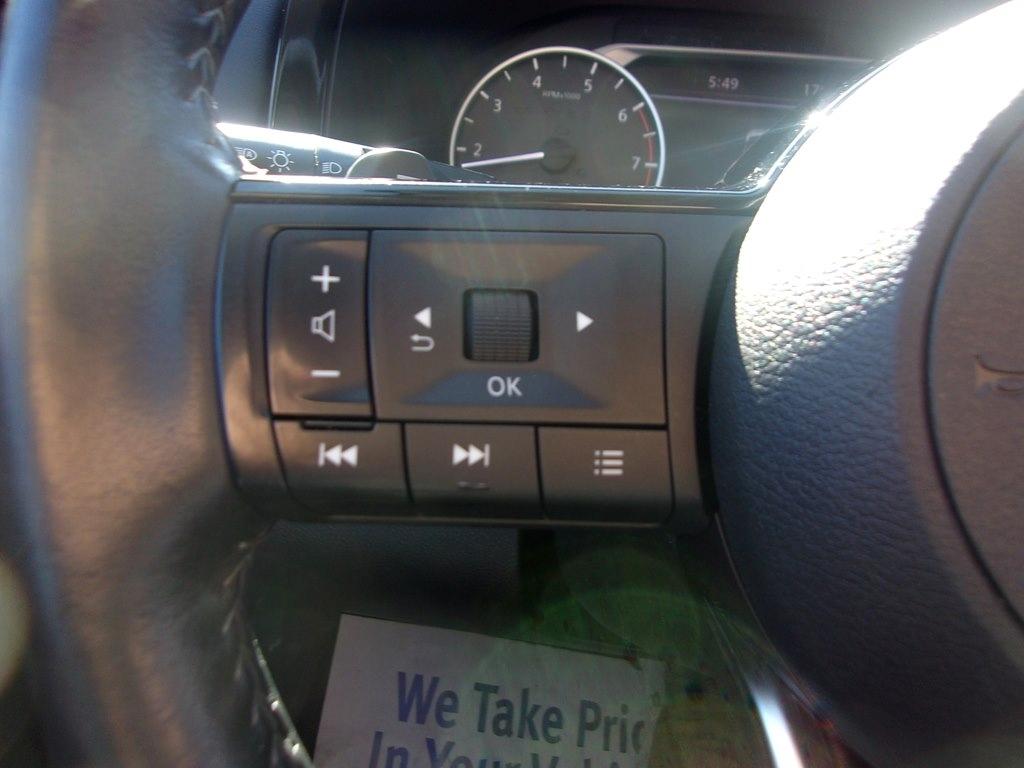 Nissan Pathfinder SL 4WD 2023