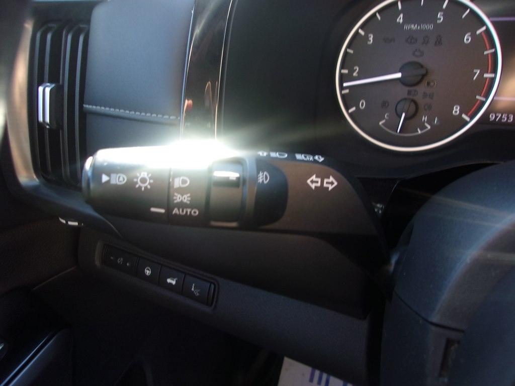 Nissan Pathfinder SL 4WD 2023