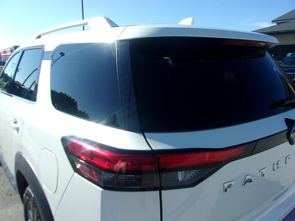 Nissan Pathfinder SL 4WD 2023