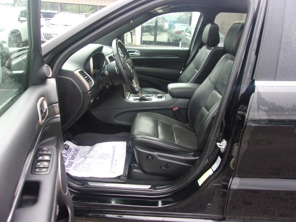 Jeep Grand Cherokee 4WD 4dr Overland 2017