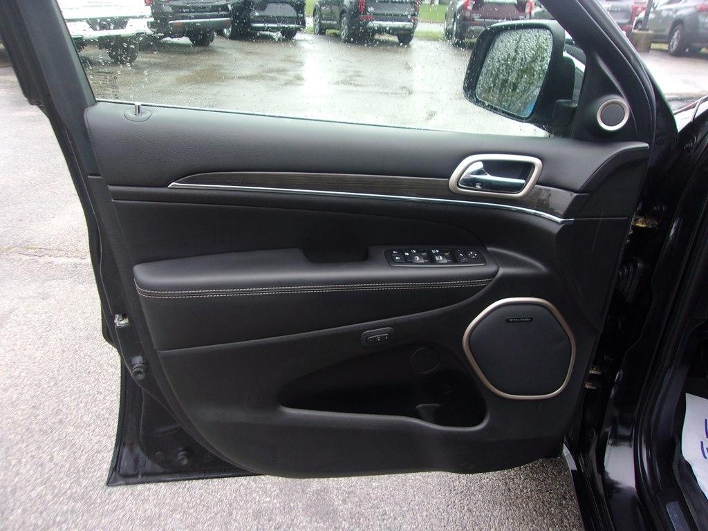 Jeep Grand Cherokee 4WD 4dr Overland 2017
