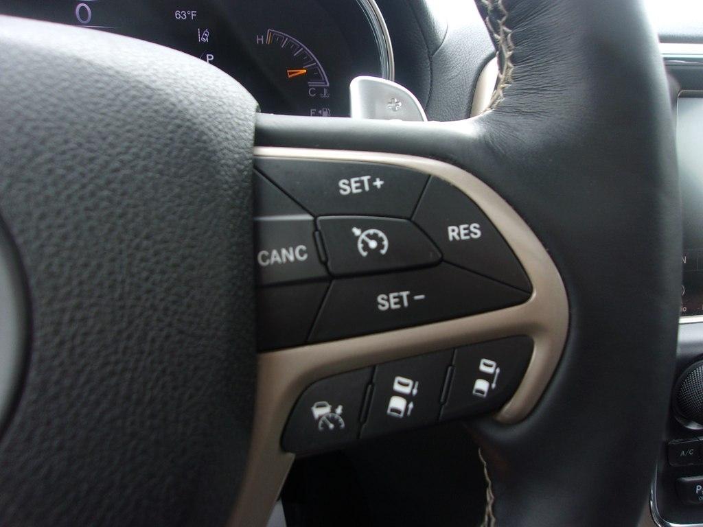 Jeep Grand Cherokee 4WD 4dr Overland 2017