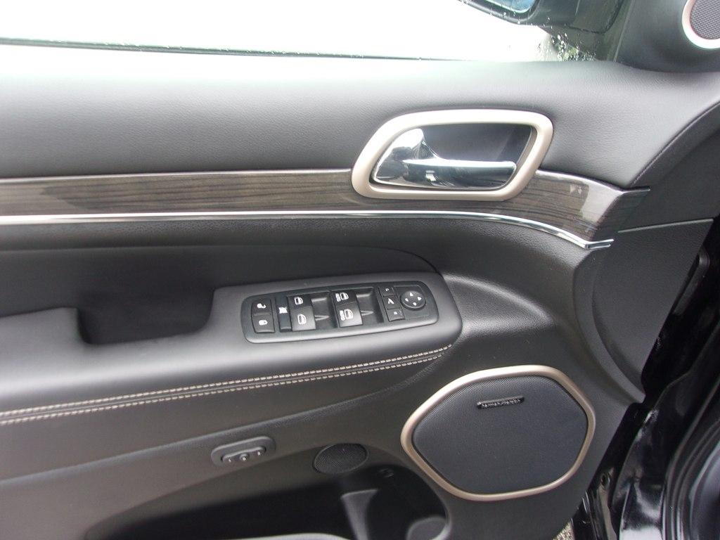 Jeep Grand Cherokee 4WD 4dr Overland 2017