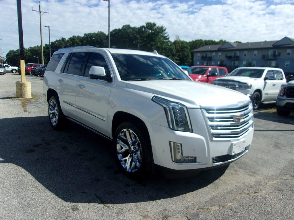 Cadillac Escalade 4WD 4dr Platinum 2019