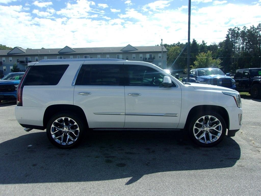 Cadillac Escalade 4WD 4dr Platinum 2019