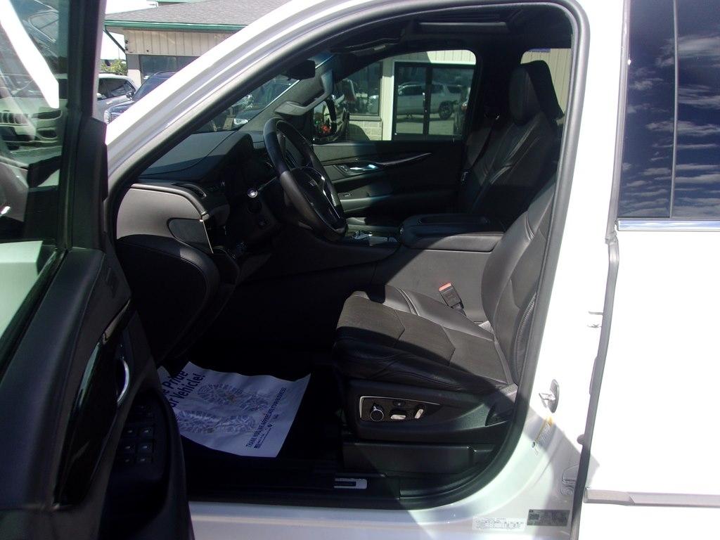 Cadillac Escalade 4WD 4dr Platinum 2019
