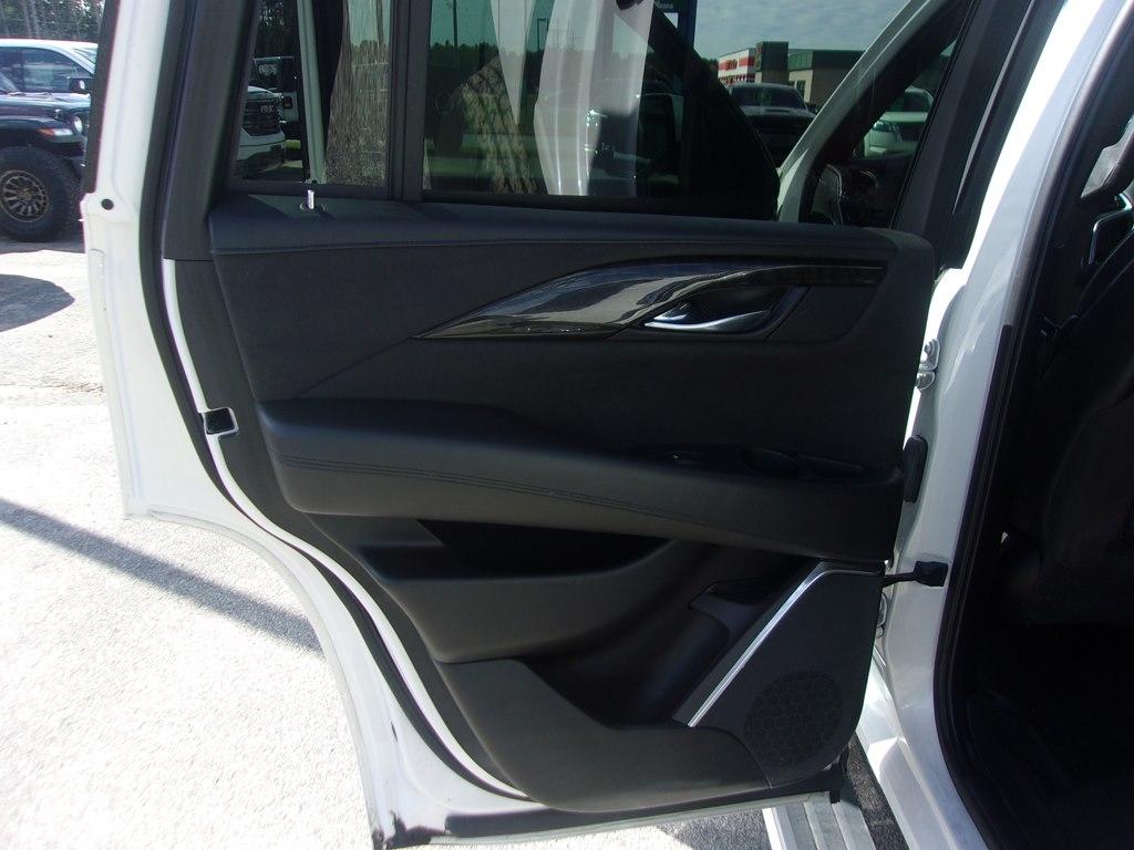 Cadillac Escalade 4WD 4dr Platinum 2019