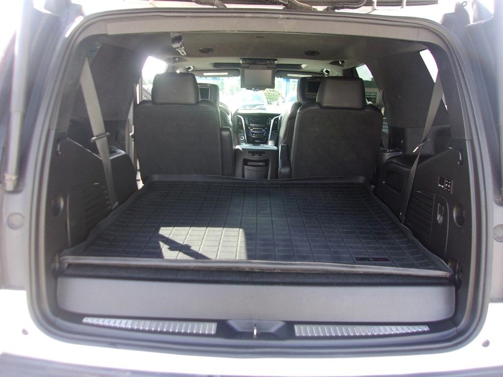 Cadillac Escalade 4WD 4dr Platinum 2019