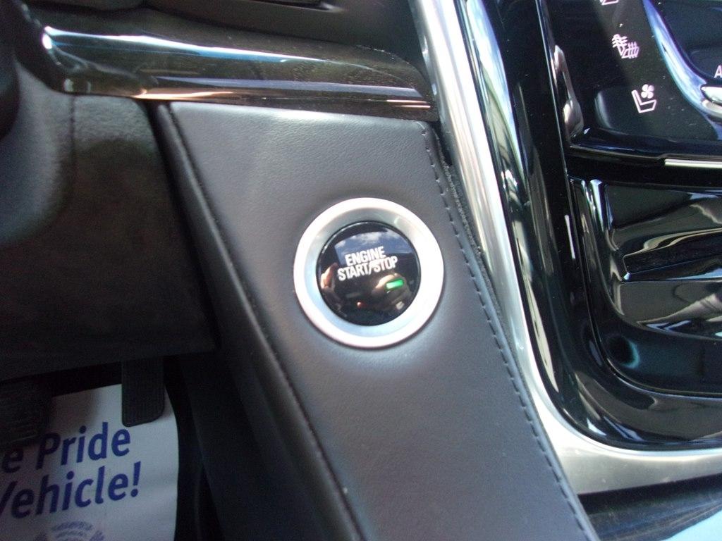 Cadillac Escalade 4WD 4dr Platinum 2019
