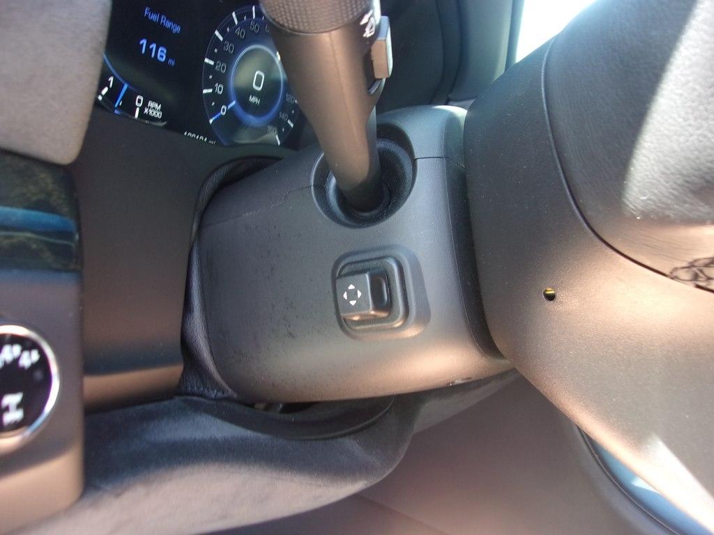Cadillac Escalade 4WD 4dr Platinum 2019