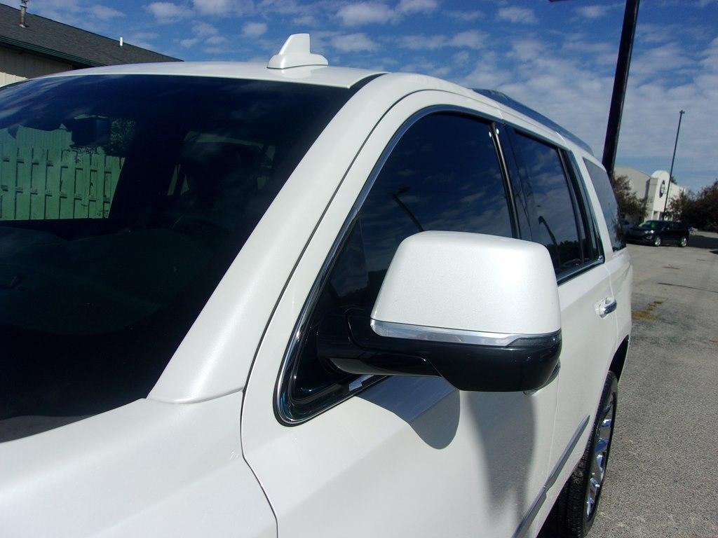 Cadillac Escalade 4WD 4dr Platinum 2019