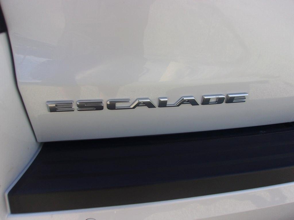 Cadillac Escalade 4WD 4dr Platinum 2019