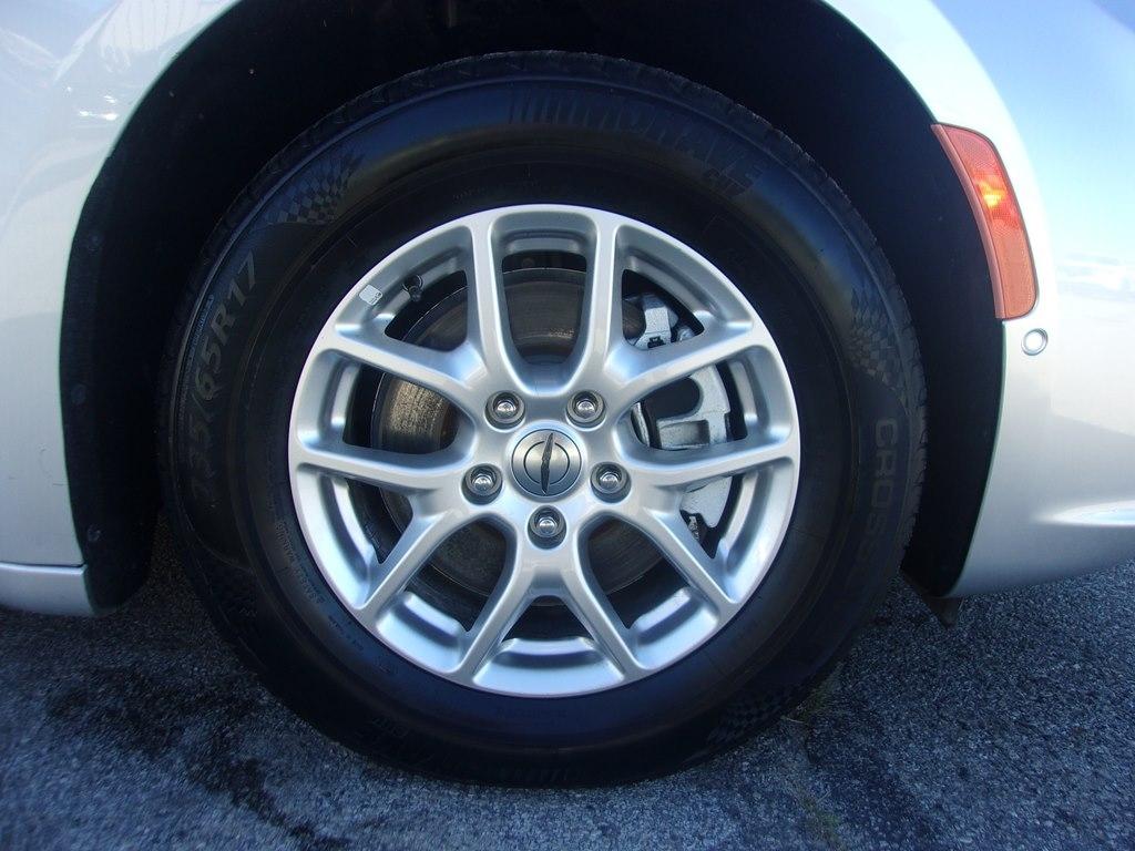 Chrysler Pacifica Touring L FWD 2024