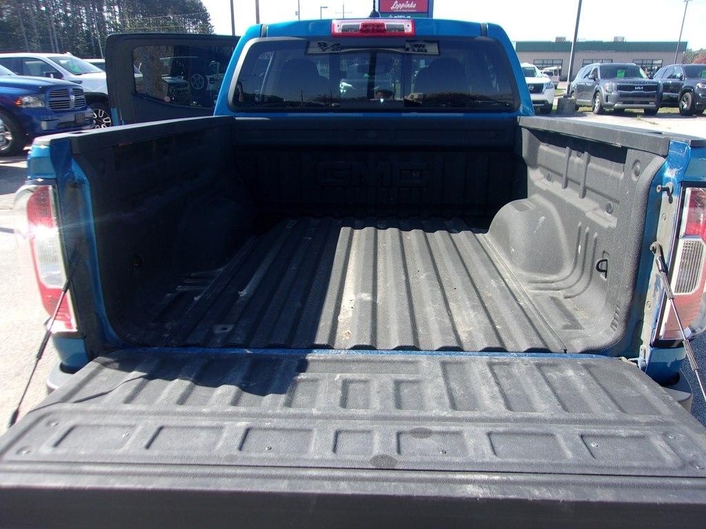 GMC Canyon 4WD Crew Cab 128" Elevation 2021