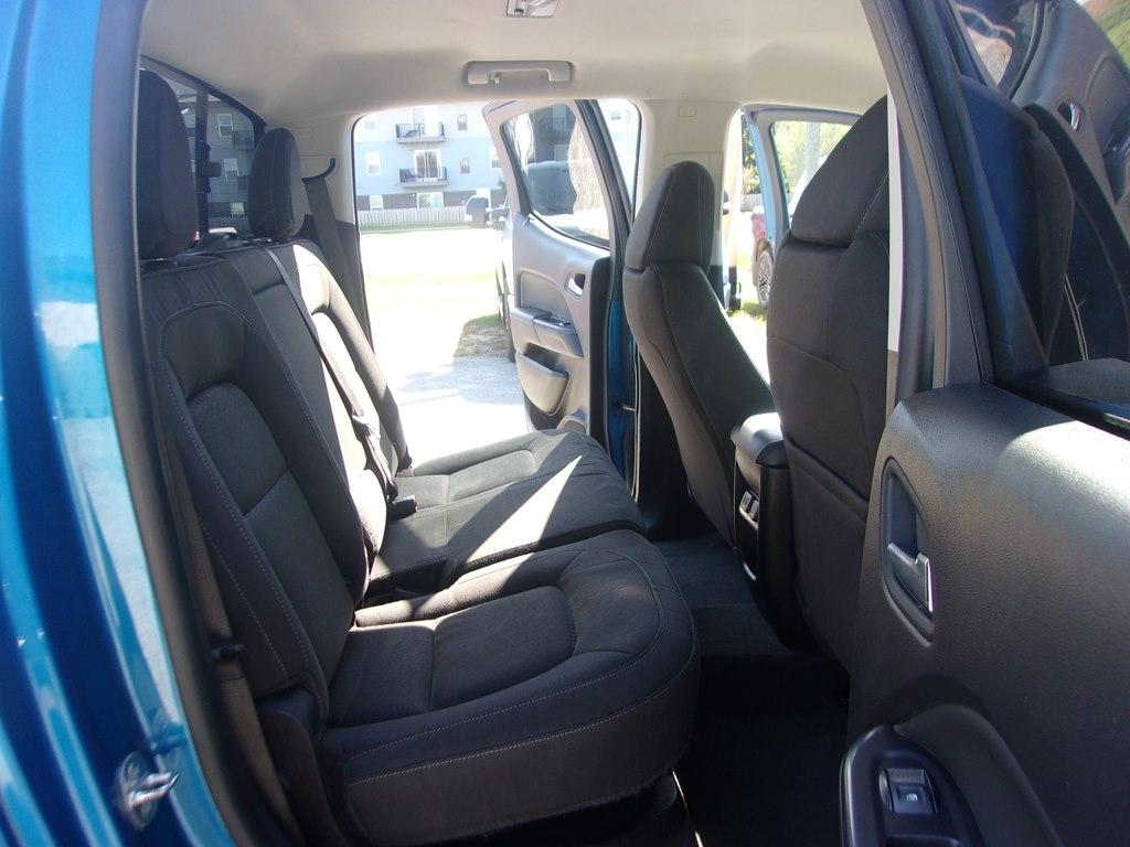 GMC Canyon 4WD Crew Cab 128" Elevation 2021