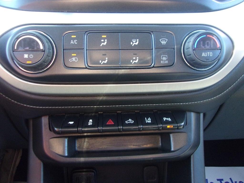 GMC Canyon 4WD Crew Cab 128" Elevation 2021