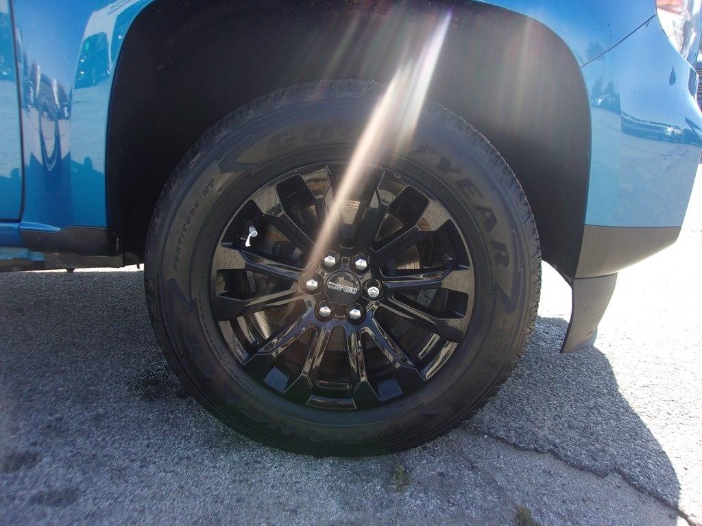 GMC Canyon 4WD Crew Cab 128" Elevation 2021