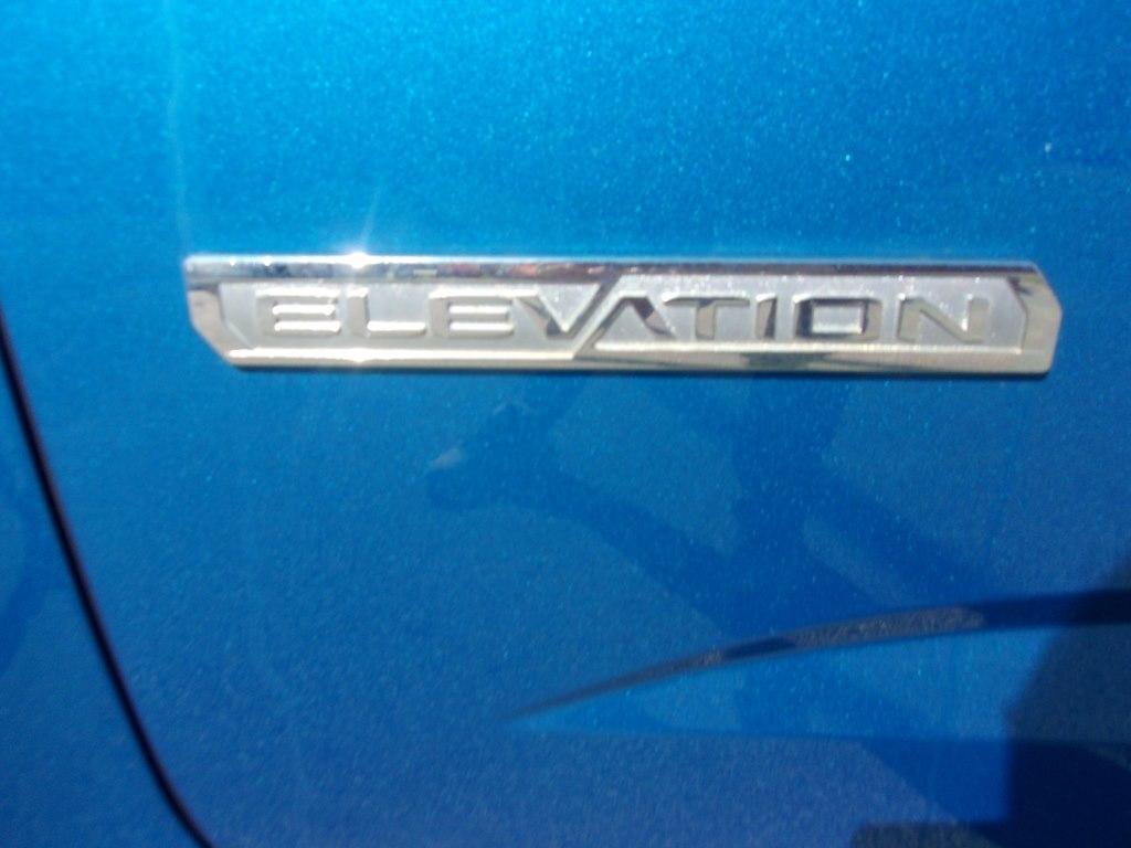 GMC Canyon 4WD Crew Cab 128" Elevation 2021