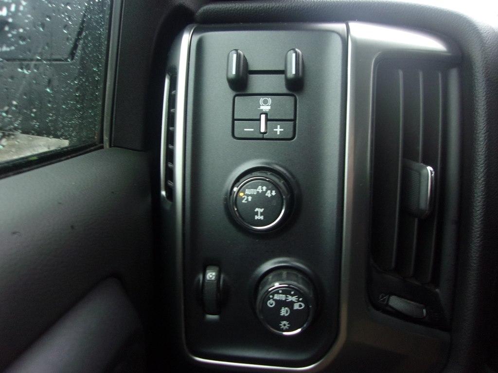 Chevrolet Silverado 1500 LD 4WD Double Cab LT w/2LT 2019