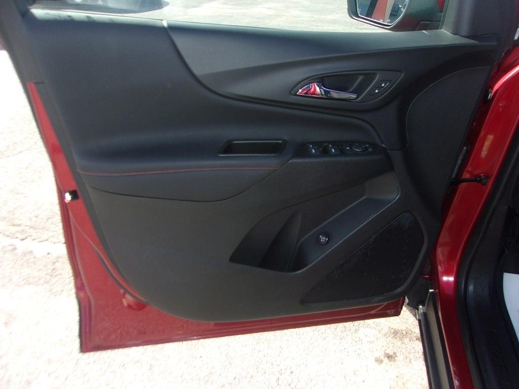 Chevrolet Equinox AWD 4dr RS 2023