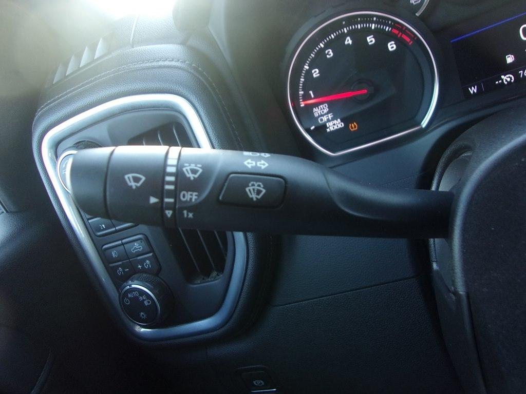 Chevrolet Silverado 1500 4WD Crew Cab 147" RST 2021