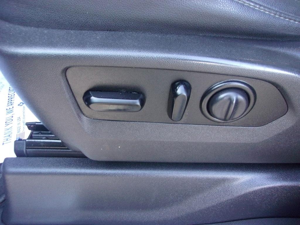 Chevrolet Silverado 1500 4WD Crew Cab 147" RST 2021