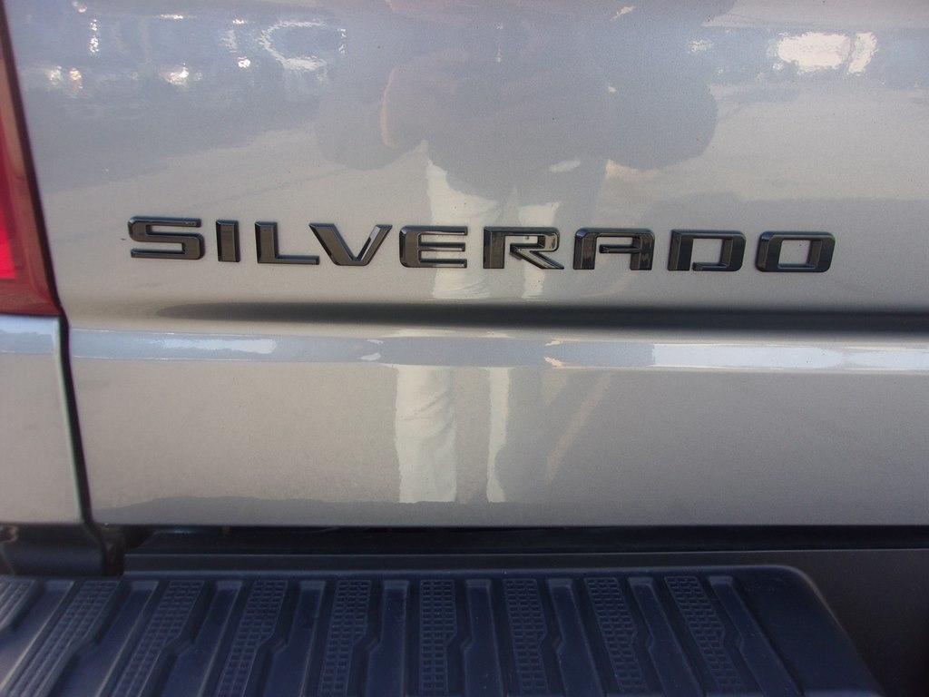Chevrolet Silverado 1500 4WD Crew Cab 147" RST 2021