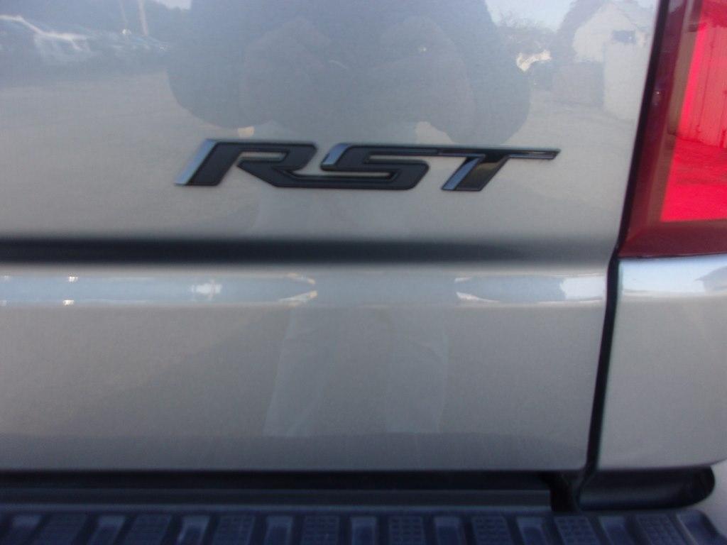 Chevrolet Silverado 1500 4WD Crew Cab 147" RST 2021