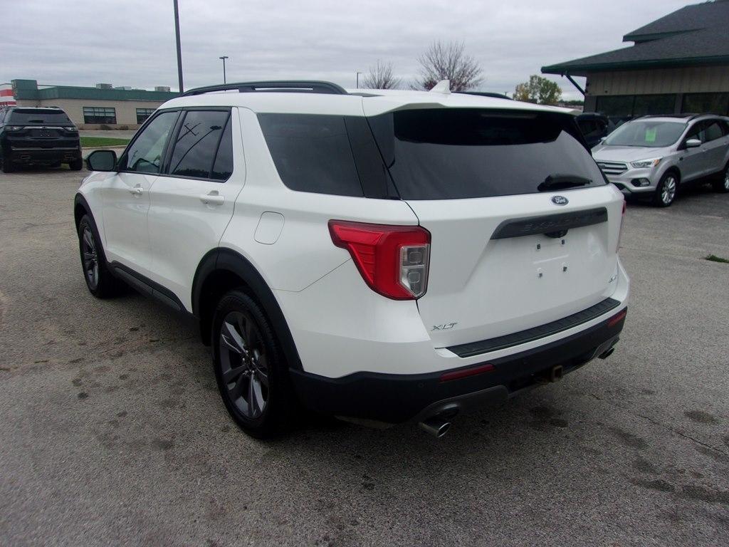 Ford Explorer XLT 4WD 2022