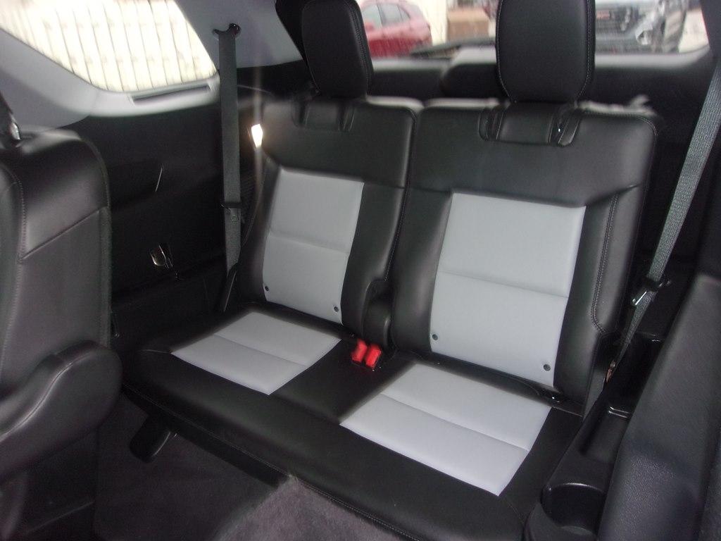 Ford Explorer XLT 4WD 2022