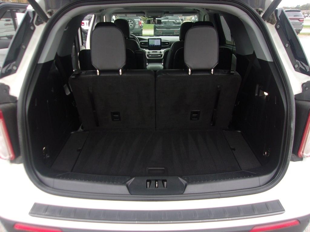 Ford Explorer XLT 4WD 2022