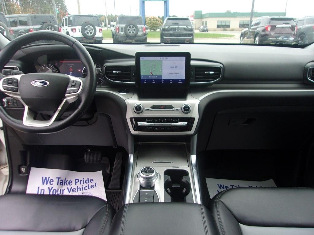 Ford Explorer XLT 4WD 2022
