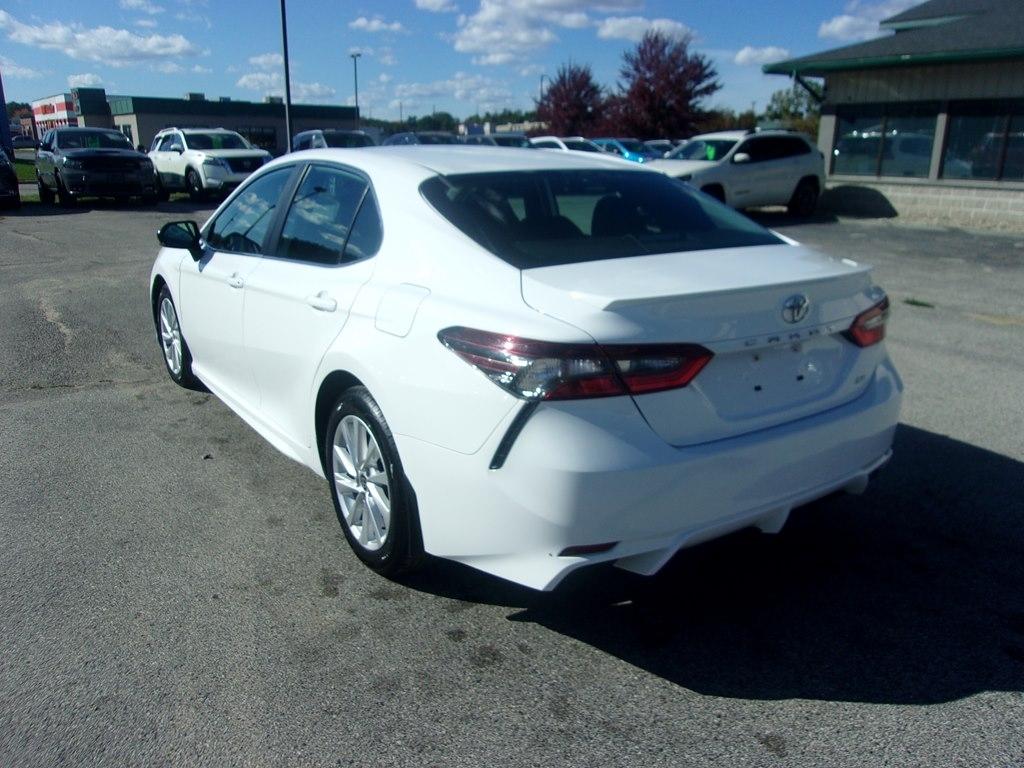 Toyota Camry SE Auto (Natl) 2024