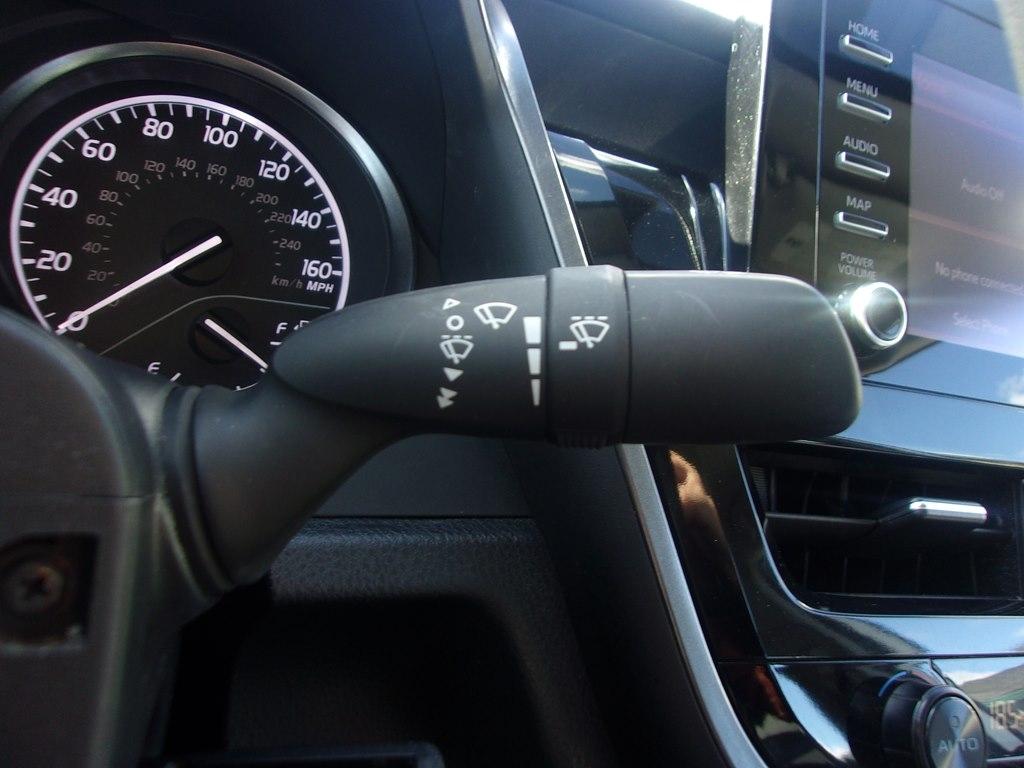Toyota Camry SE Auto (Natl) 2024