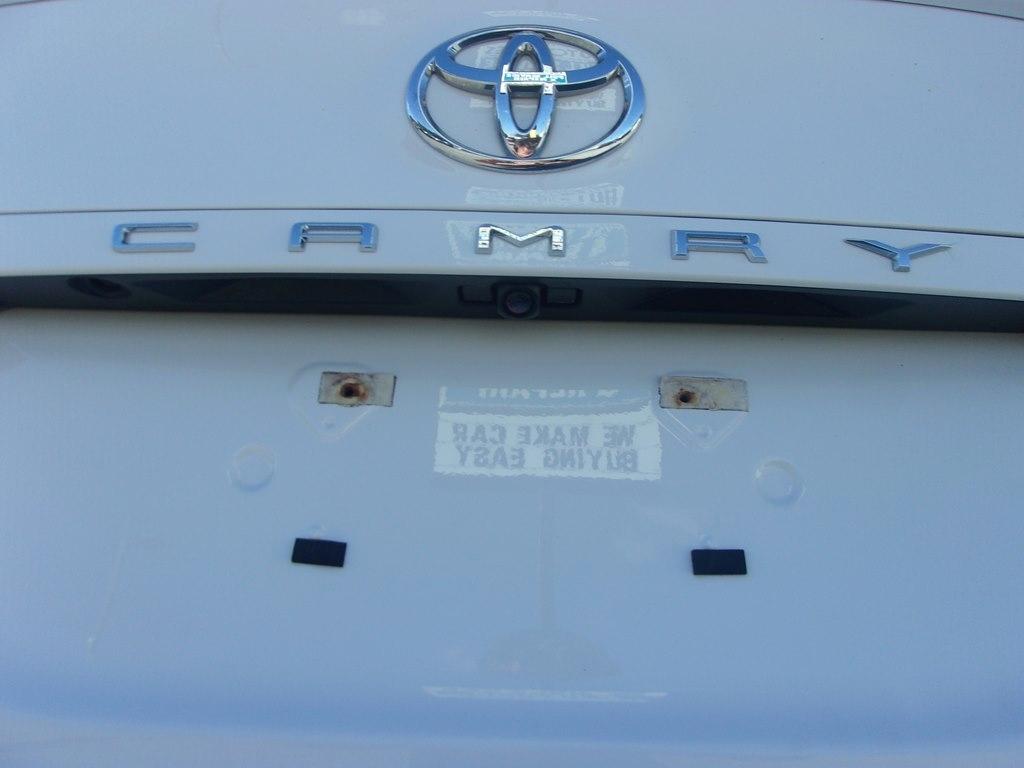 Toyota Camry SE Auto (Natl) 2024