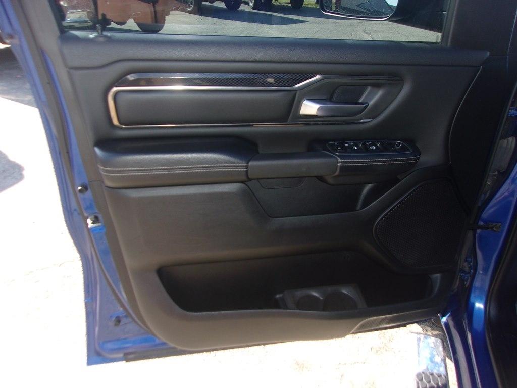 RAM 1500 Sport 4x4 Crew Cab 5'7" Box 2019