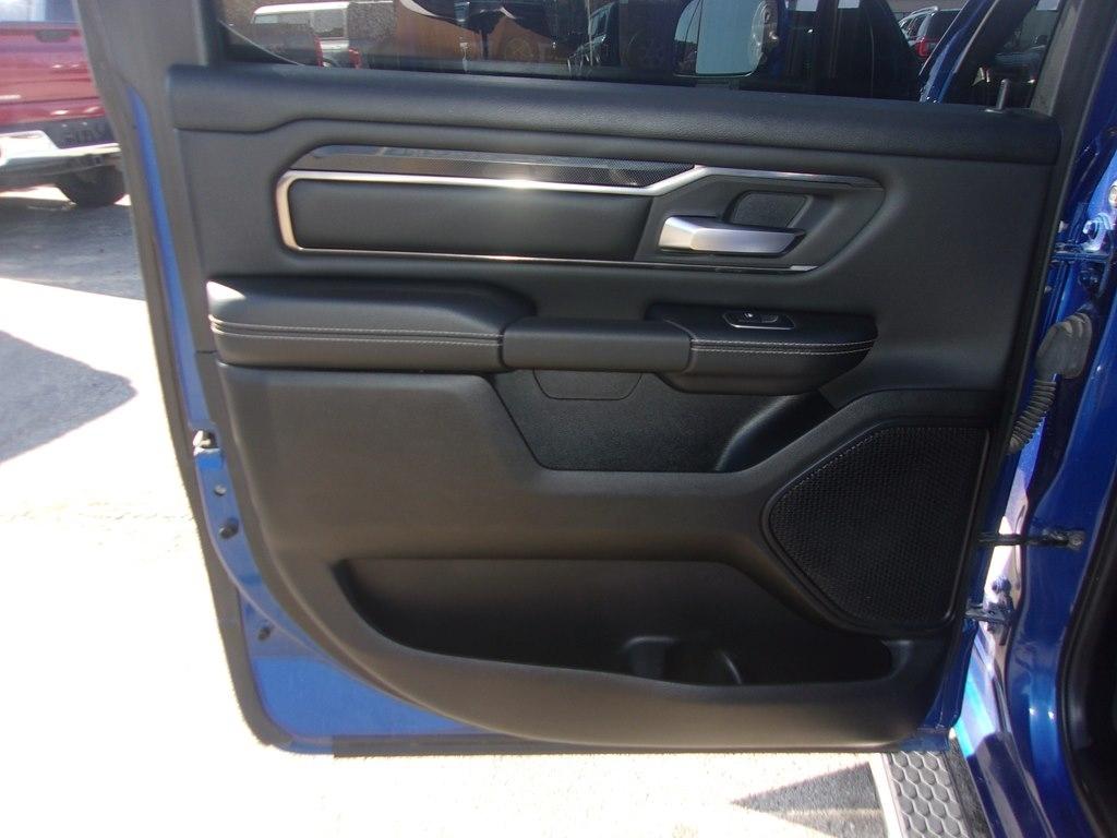 RAM 1500 Sport 4x4 Crew Cab 5'7" Box 2019