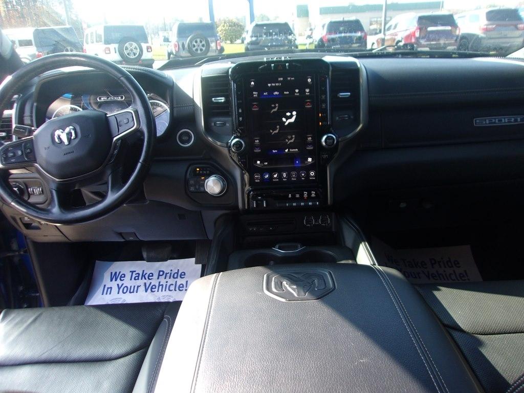 RAM 1500 Sport 4x4 Crew Cab 5'7" Box 2019