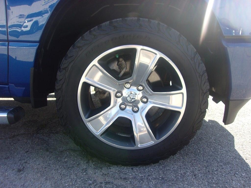 RAM 1500 Sport 4x4 Crew Cab 5'7" Box 2019